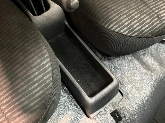 ハイゼットカーゴＤＸ　４ＷＤ　ドライブレコーダー　キーレス　車検整備付衝突被害軽減ブレーキ　スマアシ　コーナーセンサー　キーレス　ドライブレコーダー　ＡＭ／ＦＭラジオ　両側スライドドア　オートライト（滋賀県）の中古車