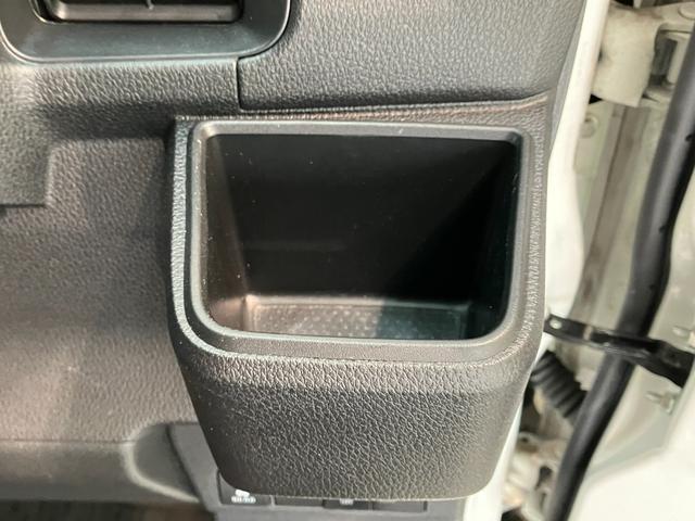 ハイゼットカーゴＤＸ　４ＷＤ　ドライブレコーダー　キーレス　車検整備付衝突被害軽減ブレーキ　スマアシ　コーナーセンサー　キーレス　ドライブレコーダー　ＡＭ／ＦＭラジオ　両側スライドドア　オートライト（滋賀県）の中古車