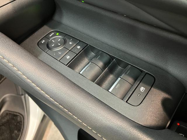 アルファードＺ　１４型ナビ　パノラマカメラ　フリップダウンモニタートヨタチームメイト　ＴＳＳ　１４型ナビ　パノラマカメラ　後席モニター　３方向ドラレコ　Ｂｌｕｅｔｏｏｔｈ　ＵＳＢ　ＥＴＣ　パーキングアシスト　両側パワスラ　レーダークルコン　シートヒーター＆クーラー（滋賀県）の中古車