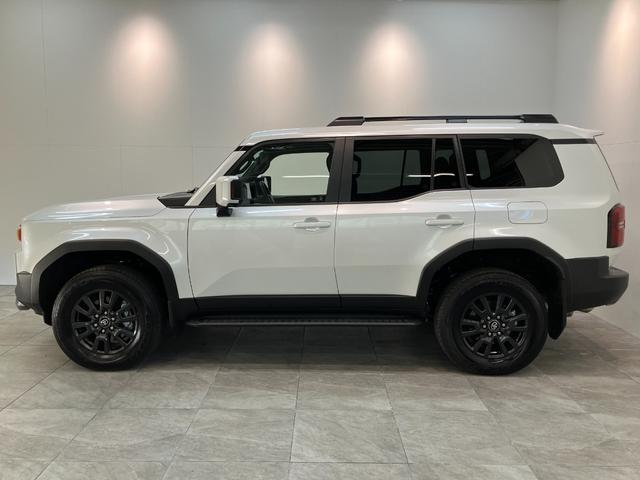 ランドクルーザー250VX 4WD 12型フルセグナビ Pカメラ レーダークルコンTSS モデリスタプロテクターキット 12型ナビ パノラマカメラ DVD再生 Bluetooth USB シートヒーター&クーラー クルコン パワーバックドア サンルーフ 革シート ハンドルヒーター(滋賀県)の中古車