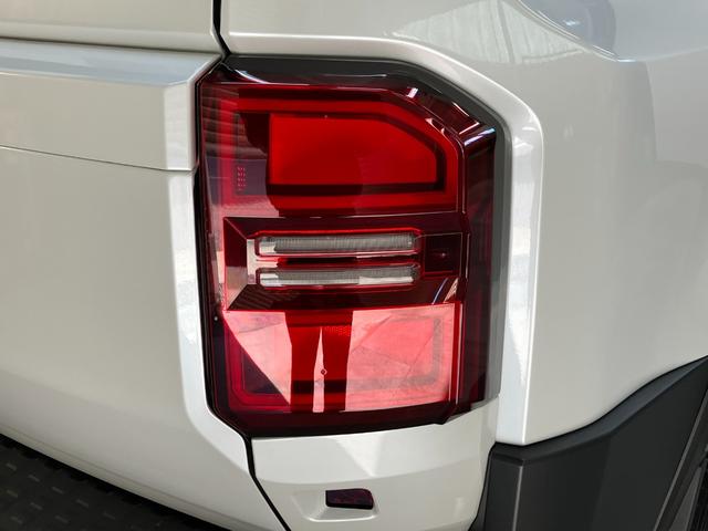 ランドクルーザー250VX 4WD 12型フルセグナビ Pカメラ レーダークルコンTSS モデリスタプロテクターキット 12型ナビ パノラマカメラ DVD再生 Bluetooth USB シートヒーター&クーラー クルコン パワーバックドア サンルーフ 革シート ハンドルヒーター(滋賀県)の中古車