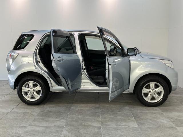 ビーゴＣＸ　４ＷＤ　ワンセグナビ　ＥＴＣ　キーレス　車検整備付フルタイム４ＷＤ　デフロック　ワンセグナビ　ＤＶＤ再生　ＥＴＣ　オートエアコン　キーレスエントリー　電動格納式ミラー　マニュアルレベリング　背面タイヤカバー（ハードカバー）（滋賀県）の中古車