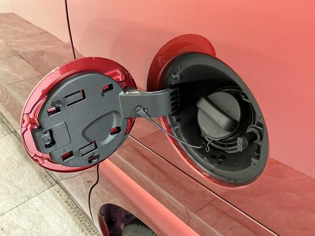 タントＸリミテッド　コーナーセンサー　ＬＥＤ　届出済未使用車衝突被害軽減ブレーキ　コーナーセンサー　バックカメラ（ナビ装着時用）　両側電動スライドドア　前席シートヒーター　電動パーキングブレーキ　ＬＥＤ　オートライト　オートエアコン　スマートキー　エコアイドル（滋賀県）の中古車