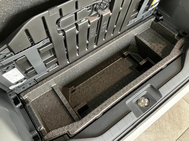 タントＸリミテッド　９型ディスプレイオーディオ　届出済未使用車衝突被害軽減ブレーキ　コーナーセンサー　９型ディスプレイオーディオ　フルセグ　Ｂｌｕｅｔｏｏｔｈ　ＵＳＢ　バックカメラ　両側電動スライドドア　前席シートヒーター　ＬＥＤ　スマートキー　エコアイドル（滋賀県）の中古車