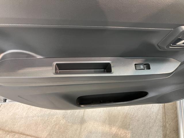 ミライースＧ　ＳＡ３　スマートキー　前席シートヒーター　届出済未使用車衝突被害軽減ブレーキ　スマアシ３　コーナーセンサー　バックカメラ（ナビ装着時用）　ＬＥＤヘッドライト　電動格納式ミラー　マニュアルレベリング　シートヒーター　スマートキー　オートライト　エコアイドル（滋賀県）の中古車