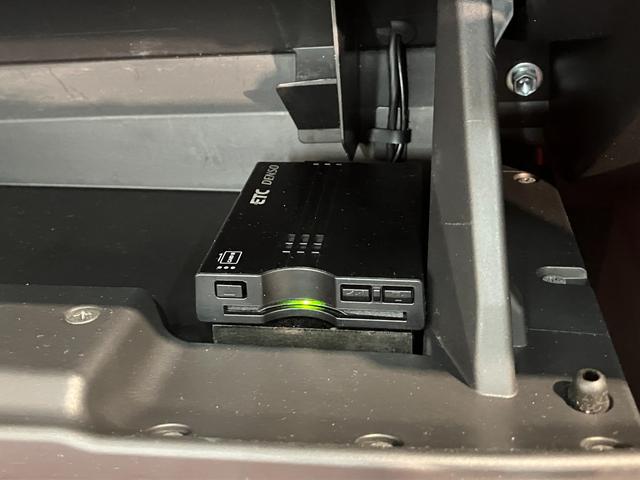 コペンローブ　５ＭＴ　ＥＴＣ　ＬＥＤ　スマートキー　シートヒーター電動オープンルーフ　ＣＤステレオ　ＥＴＣ　ＬＥＤヘッドライト　シートヒーター　オートエアコン　スマートキー　エクスプレイ仕様アルミ　５速マニュアルミッション車　ターボ（滋賀県）の中古車