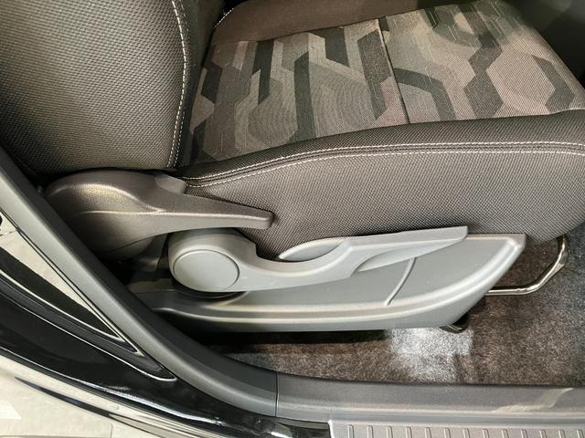 タフトGダーククロムベンチャー 9型DA 届出済未使用車衝突被害軽減ブレーキ コーナーセンサー 9型ディスプレイオーディオ フルセグ Bluetooth USB バックカメラ 前席シートヒーター LED オートライト レーダークルーズ オートエアコン(滋賀県)の中古車