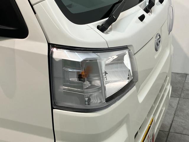 ハイゼットトラックスタンダード　４ＷＤ　５ＭＴ　コーナセンサー　届出済未使用車衝突被害軽減ブレーキ　コーナーセンサー　パートタイム４ＷＤ　ＡＭ／ＦＭラジオ　マニュアルエアコン　マニュアルレベリング　オートライト　バッテリーカバー　５速マニュアルミッション車（滋賀県）の中古車