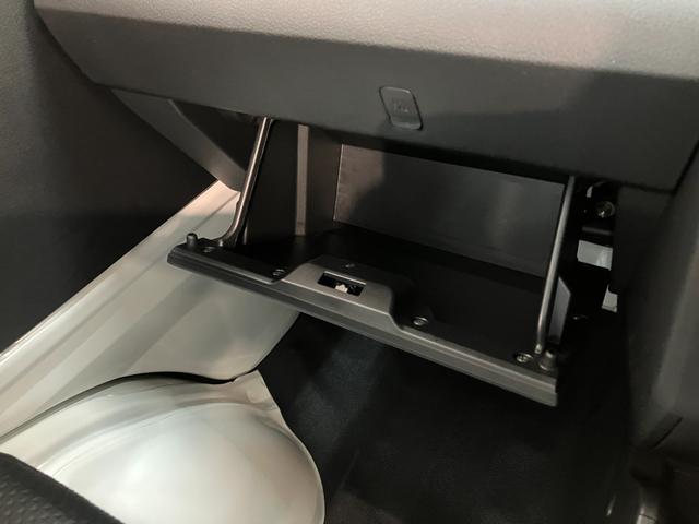 ハイゼットトラックスタンダード　４ＷＤ　５ＭＴ　コーナセンサー　届出済未使用車衝突被害軽減ブレーキ　コーナーセンサー　パートタイム４ＷＤ　ＡＭ／ＦＭラジオ　マニュアルエアコン　マニュアルレベリング　オートライト　バッテリーカバー　５速マニュアルミッション車（滋賀県）の中古車