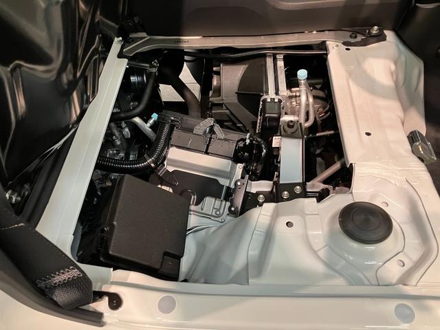 ハイゼットトラックスタンダード　４ＷＤ　５ＭＴ　コーナセンサー　届出済未使用車衝突被害軽減ブレーキ　コーナーセンサー　パートタイム４ＷＤ　ＡＭ／ＦＭラジオ　マニュアルエアコン　マニュアルレベリング　オートライト　バッテリーカバー　５速マニュアルミッション車（滋賀県）の中古車