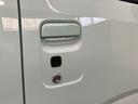 追突被害軽減ブレーキ　スマアシ　コーナーセンサー　ＬＥＤ　スマートキー　荷台作業灯　パートタイム４ＷＤ　デフロック　ＡＭ／ＦＭステレオ（滋賀県）の中古車
