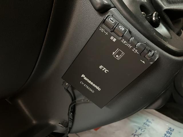 ハイゼットカーゴクルーズターボ／５ＭＴ／４ＷＤ／ＣＤチューナー／ＥＴＣ１年間走行距離無制限保証／走行５．７万ｋｍ／ターボ車／５ＭＴ／４ＷＤ／ＣＤチューナー／ＥＴＣ／電動格納ドアミラー／両側スライドドア／エアコン／パワステ／パワーウィンドウ／キーレスエントリー（大阪府）の中古車
