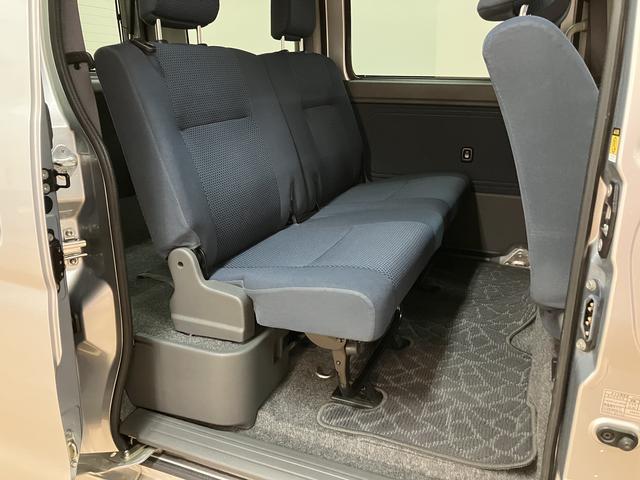 ハイゼットカーゴクルーズターボ／５ＭＴ／４ＷＤ／ＣＤチューナー／ＥＴＣ１年間走行距離無制限保証／走行５．７万ｋｍ／ターボ車／５ＭＴ／４ＷＤ／ＣＤチューナー／ＥＴＣ／電動格納ドアミラー／両側スライドドア／エアコン／パワステ／パワーウィンドウ／キーレスエントリー（大阪府）の中古車