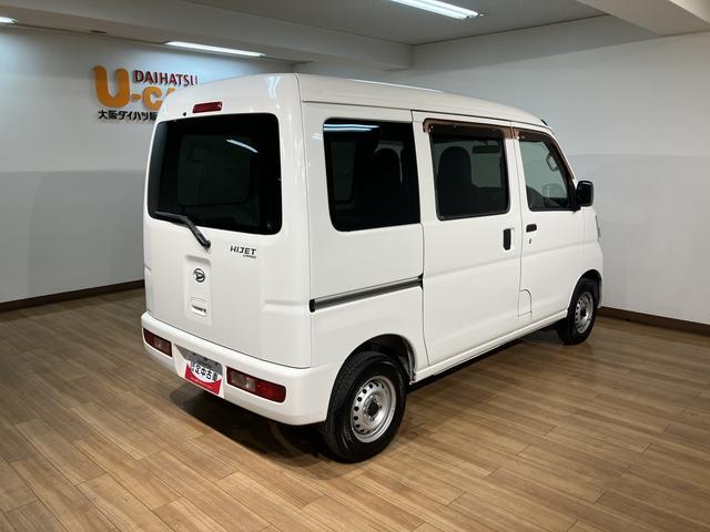 ハイゼットカーゴＤＸ　４速オートマ車・純正ナビ・ＥＴＣ車載器・キーレス４速オートマ車・純正ナビ・ＥＴＣ車載器・リモコンキ−・パワ−ウインドウ（フロントのみ）・スモ−クガラス・オ−バ−ヘッドシェルフ・エアコン・パワステ（大阪府）の中古車