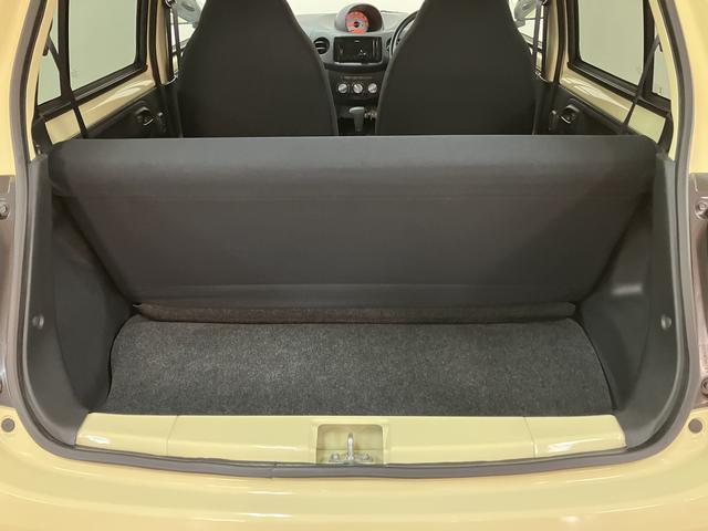 エッセＤ　４Ａ／Ｔ車・社外品ＣＤ・リモコンキ−４速オ−トマ車・社外品ＣＤステレオ・リモコンキ−・エアコン・パワステ・パワ−ウインドウ・マット／バイザ−装備（大阪府）の中古車