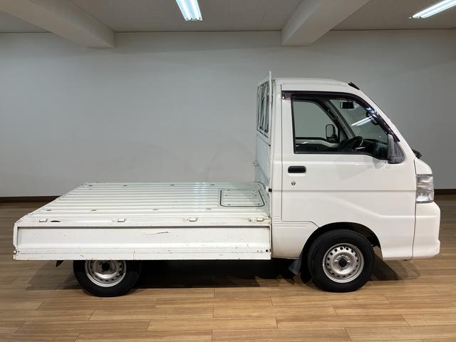 ハイゼットトラックエアコン・パワステスペシャル　３速オートマ車・ＡＭラジオ３速オートマ車・純正ＡＭラジオ・エアコン・パワ−ステアリング・マット・バイザ−装備（大阪府）の中古車