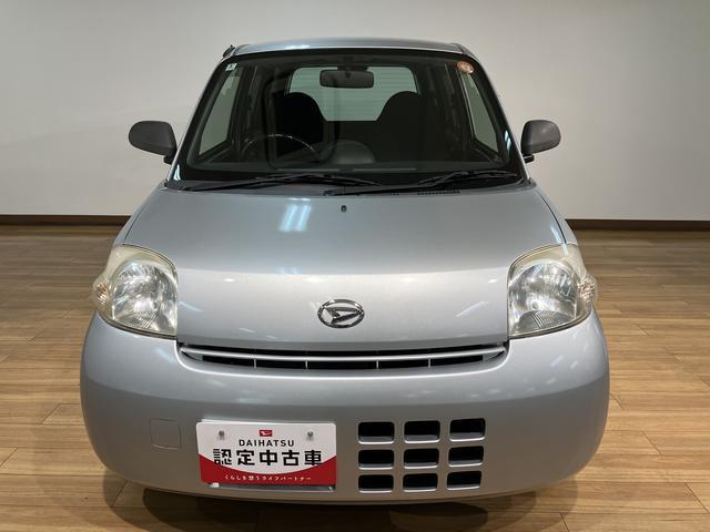エッセＸスペシャル／走行８．３万ｋｍ／ＣＤチューナー／４ＡＴ１年間走行距離無制限保証／走行８．３万ｋｍ／ＣＤチューナー／４ＡＴ／キーレスエントリー／ハロゲンヘッドライト／マニュアルエアコン／マット／バイザー（大阪府）の中古車