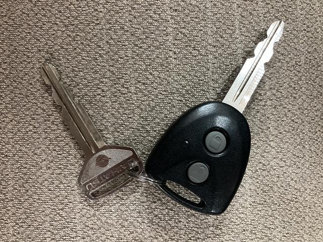 ムーヴＬ−ＳＡ　純正ワンセグナビ・社外品フロントドラレコ衝突軽減ブレーキ・１年間距離無制限保証・純正ワンセグナビ・社外品フロントドラレコ・電動格納ドアミラー・リモコンキ−・チルトステアリング／運船籍シ−ト・マット・バイザ−装備（大阪府）の中古車