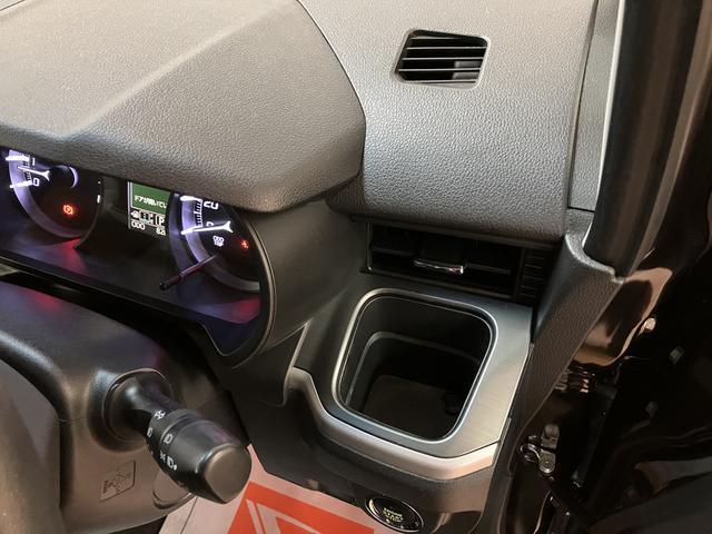 ムーヴカスタム　Ｘ／１年保証／スマートキー／ＥＴＣ／ＬＥＤライト／１年間走行距離無制限保証／ムーヴカスタム／スマートキー／オートライト／ＬＥＤヘッドライト・フォグランプ／オートエアコン／ＥＴＣ／フロントベンチシート／黒内装／横滑り防止装置／アイドリングストップ／（大阪府）の中古車