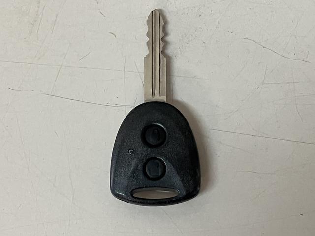 ムーヴＬ　ＳＡII／１年保証／衝突軽減ブレーキ／２．６万キロ／ナビ１年間走行距離無制限保証／衝突軽減ブレーキ／２．６万キロ／純正ナビ／ＥＴＣ／Ｂｌｕｅｔｏｏｔｈ／フルセグＴＶ／ＤＶＤ／フロントベンチシート／キーレスエントリー／アイドリングストップ／横滑り防止装置／（大阪府）の中古車