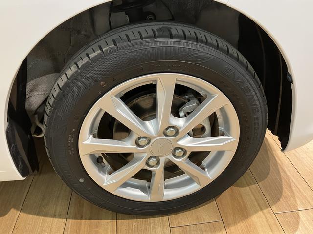 ムーヴＸリミテッドII　ＳＡIII０．４万キロ／ナビ／バックカメラ１年間走行距離無制限保証／衝突軽減ブレーキ／純正ナビ／バックカメラ／１４インチアルミホイール／スマートキー／オートエアコン／フロントベンチシート／Ｂｌｕｅｔｏｏｔｈ／フルセグＴＶ／ＤＶＤ／（大阪府）の中古車
