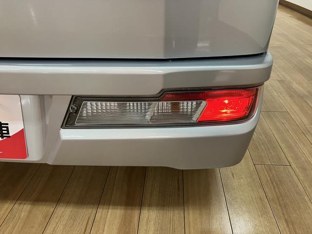 ハイゼットカーゴＤＸ／１年保証／１．６万キロ／Ｂｌｕｅｔｏｏｔｈ／１年間走行距離無制限保証／１．６万キロ／４速オートマチック／キーレスエントリー／パワーウインドウ／集中ドアロック／プライバシーガラス／純正ＣＤステレオ／Ｂｌｕｅｔｏｏｔｈ／アイドリングストップ／（大阪府）の中古車