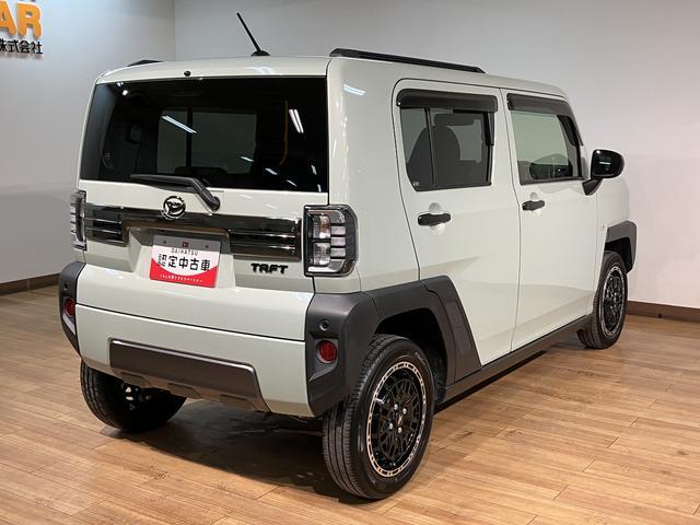 タフトGターボ ダーククロムベンチャー/4WD/OPホイール/1年間走行距離無制限保証/衝突軽減ブレーキ/4WD/純正ディスプレイオーディオ/ETC/バックカメラ/Bluetooth/フルセグTV/オプションホイール/シートヒーター/LEDヘッドライト・フォグ/(大阪府)の中古車