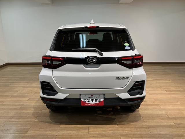 ロッキープレミアム／１年保証／大画面ナビ／ドラレコ／ＥＴＣ／ＬＥＤ１年間走行距離無制限保証／衝突軽減ブレーキ／プレミアム専用シート／シートヒーター／大画面ナビ／純正ドラレコ／ＥＴＣ／バックカメラ／ＬＥＤヘッドライト・フォグ／Ｂｌｕｅｔｏｏｔｈ／フルセグＴＶ／ＤＶＤ（大阪府）の中古車