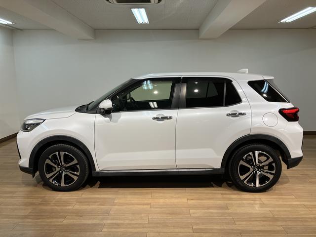 ロッキープレミアム／１年保証／大画面ナビ／ドラレコ／ＥＴＣ／ＬＥＤ１年間走行距離無制限保証／衝突軽減ブレーキ／プレミアム専用シート／シートヒーター／大画面ナビ／純正ドラレコ／ＥＴＣ／バックカメラ／ＬＥＤヘッドライト・フォグ／Ｂｌｕｅｔｏｏｔｈ／フルセグＴＶ／ＤＶＤ（大阪府）の中古車