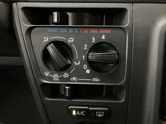 ハイゼットカーゴカーゴ２シーターブラインド／１年保証／４．３万キロ／１年間走行距離無制限保証／４．３万キロ／ブラインドカーゴ／後方モニター／エアコン／パワステ／２シーター／アイドリングストップ／（大阪府）の中古車