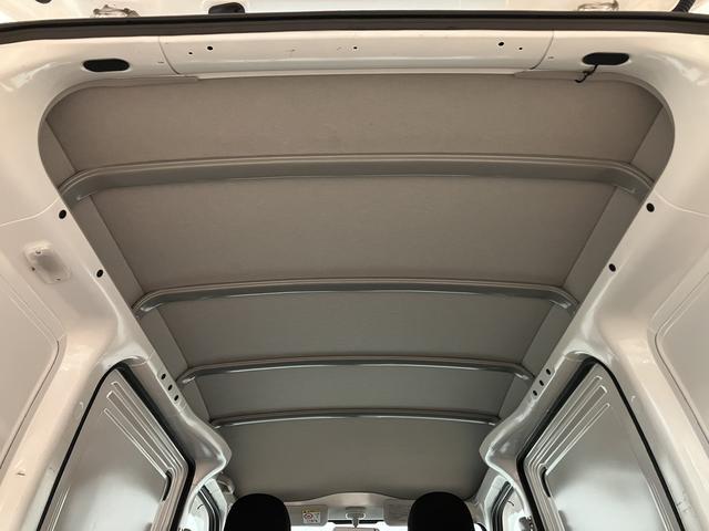 ハイゼットカーゴカーゴ２シーターブラインド／１年保証／４．３万キロ／１年間走行距離無制限保証／４．３万キロ／ブラインドカーゴ／後方モニター／エアコン／パワステ／２シーター／アイドリングストップ／（大阪府）の中古車