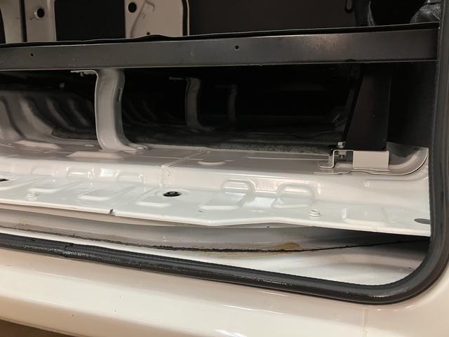 ハイゼットカーゴカーゴ２シーターブラインド／１年保証／４．３万キロ／１年間走行距離無制限保証／４．３万キロ／ブラインドカーゴ／後方モニター／エアコン／パワステ／２シーター／アイドリングストップ／（大阪府）の中古車