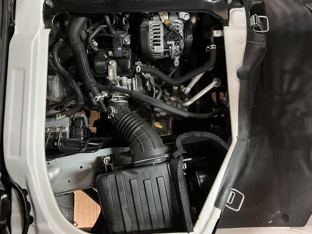 ハイゼットカーゴカーゴ２シーターブラインド／１年保証／４．３万キロ／１年間走行距離無制限保証／４．３万キロ／ブラインドカーゴ／後方モニター／エアコン／パワステ／２シーター／アイドリングストップ／（大阪府）の中古車