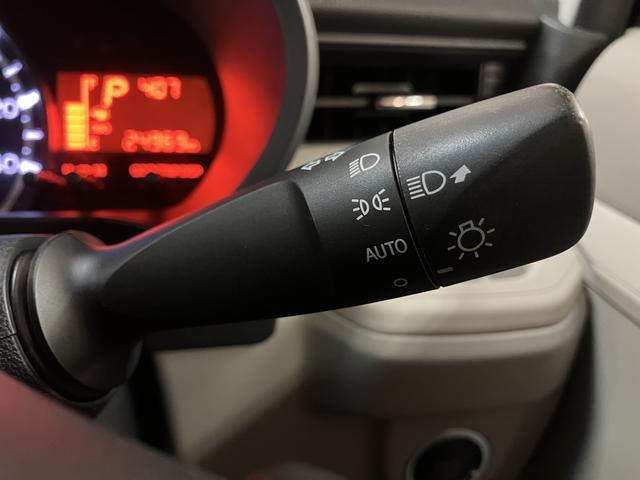 ムーヴX SAIII/1年保証/衝突軽減ブレーキ/スマートキー/1年間走行距離無制限保証/衝突軽減ブレーキ/2.5万キロ/シートヒーター/スマートキー/オートエアコン/14インチアルミ/オートライト/フロントベンチシート/横滑り防止装置/アイドリングストップ/(大阪府)の中古車