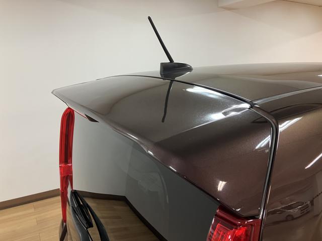 ムーヴX SAIII/1年保証/衝突軽減ブレーキ/スマートキー/1年間走行距離無制限保証/衝突軽減ブレーキ/2.5万キロ/シートヒーター/スマートキー/オートエアコン/14インチアルミ/オートライト/フロントベンチシート/横滑り防止装置/アイドリングストップ/(大阪府)の中古車