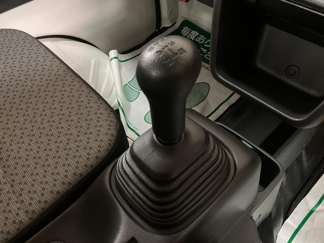 キャリイトラックＫＣスペシャル１年間走行距離無制限保証／０．３万キロ／エアコン／パワステ／５速マニュアル／ＡＭ／ＦＭラジオ／（大阪府）の中古車