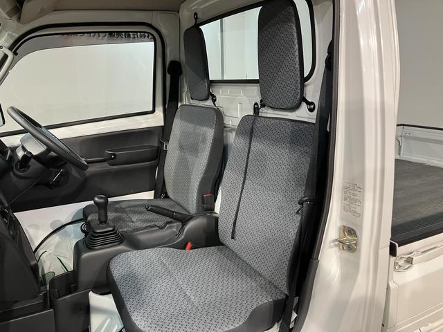 キャリイトラックＫＣスペシャル１年間走行距離無制限保証／０．３万キロ／エアコン／パワステ／５速マニュアル／ＡＭ／ＦＭラジオ／（大阪府）の中古車