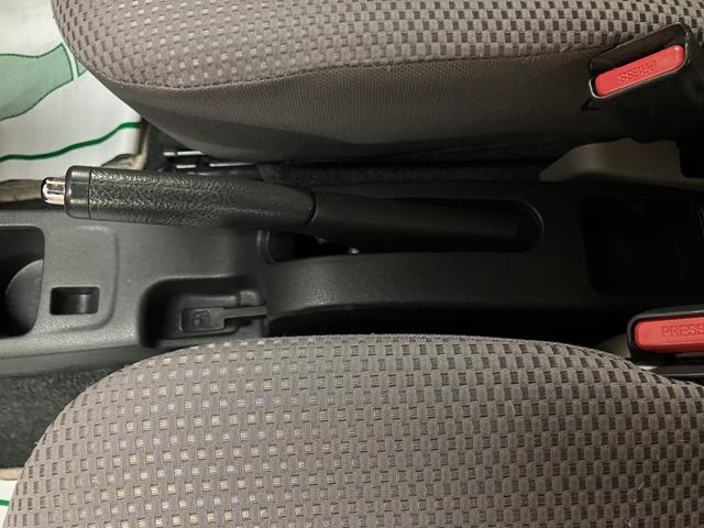 ミライースＧ　ＳＡ／１年保証／２．１万キロ／ナビ／スマートキー／１年間走行距離無制限保証／衝突軽減ブレーキ／２．１万キロ／ナビ／スマートキー／プッシュスタート／１４インチアルミ／オートエアコン／運転席シートリフター／アイドリングストップ／横滑り防止装置／（大阪府）の中古車