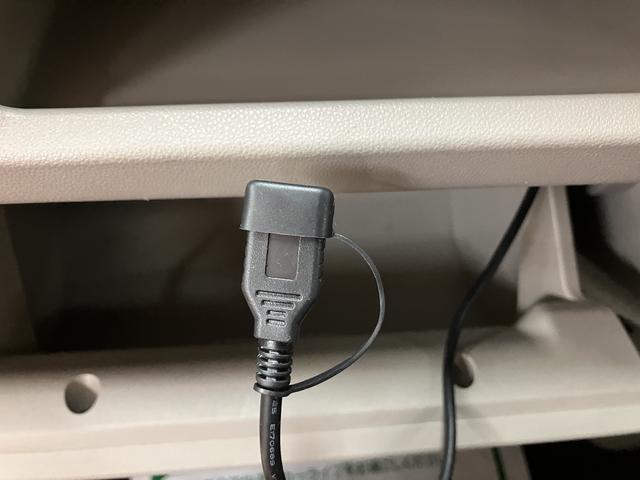 ムーヴＬ　ＳＡ／１年保証／衝突軽減ブレーキ／ナビ／バックカメラ１年間走行距離無制限保証／衝突軽減ブレーキ／ナビ／バックカメラ／ＵＳＢ／ワンセグＴＶ／アイドリングストップ／フロントベンチシート／運転席シートリフター／（大阪府）の中古車