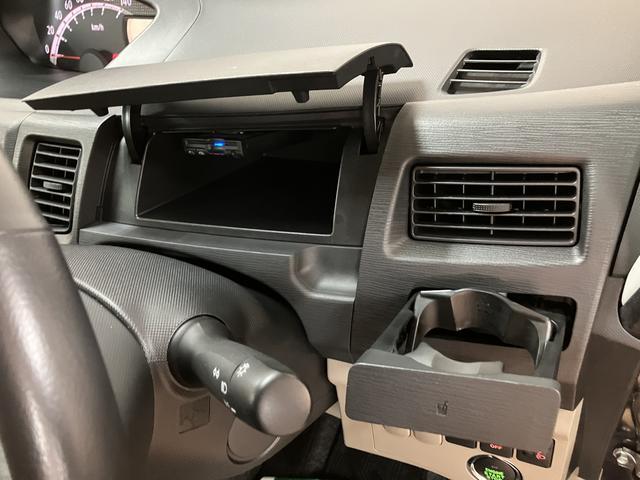 ムーヴＸ／１年保証／２．１万キロ／ＥＴＣ／スマートキー／１４アルミ１年間走行距離無制限保証／２．１万キロ／ＥＴＣ／スマートキー／オートエアコン／１４インチアルミホイール／フロントベンチシート／アイドリングストップ／ＣＤステレオ／ＵＳＢ／（大阪府）の中古車