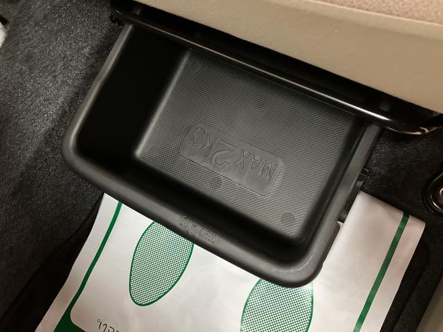 ムーヴＸ／１年保証／２．１万キロ／ＥＴＣ／スマートキー／１４アルミ１年間走行距離無制限保証／２．１万キロ／ＥＴＣ／スマートキー／オートエアコン／１４インチアルミホイール／フロントベンチシート／アイドリングストップ／ＣＤステレオ／ＵＳＢ／（大阪府）の中古車