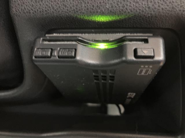 ハイゼットカーゴスペシャルＳＡIII／１年保証／衝突軽減ブレーキ／ナビ／１年間走行距離無制限保証／衝突軽減ブレーキ／３．５万キロ／純正ナビ／ＥＴＣ／Ｂｌｕｅｔｏｏｔｈ／フルセグＴＶ／ＤＶＤ／ＵＳＢ／アイドリングストップ／横滑り防止装置／オートハイビーム／（大阪府）の中古車