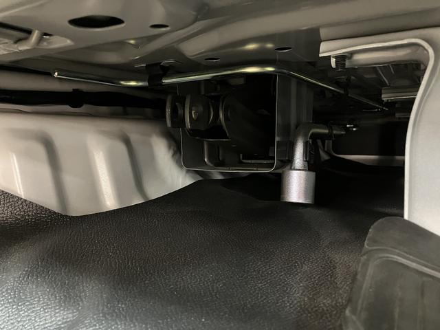 ハイゼットカーゴスペシャルＳＡIII／１年保証／衝突軽減ブレーキ／ナビ／１年間走行距離無制限保証／衝突軽減ブレーキ／３．５万キロ／純正ナビ／ＥＴＣ／Ｂｌｕｅｔｏｏｔｈ／フルセグＴＶ／ＤＶＤ／ＵＳＢ／アイドリングストップ／横滑り防止装置／オートハイビーム／（大阪府）の中古車