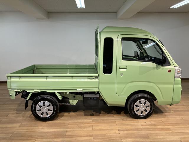 ハイゼットトラックジャンボ 55thアニバーサリーゴールドエディション/ナビ/1年間走行距離無制限保証/ジャンボ/純正ナビ/ドラレコ/ETC/オートマチック/パワーウインドウ/キーレスエントリー/フォグランプ/作業灯/メッキグリル/Bluetooth/フルセグTV/DVD/(大阪府)の中古車