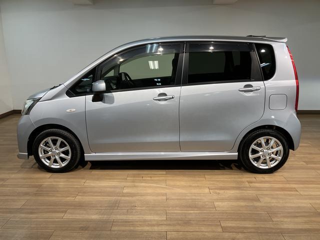 ムーヴＬ　ＶＳ／１年保証／３．６万キロ／純正エアロ／純正ナビ／１年間走行距離無制限保証／３．６万キロ／純正エアロ／純正ナビ／１４インチアルミ／スマートキー／アイドリングストップ／Ｂｌｕｅｔｏｏｔｈ／フルセグＴＶ／ＤＶＤ／フロントベンチシート／（大阪府）の中古車