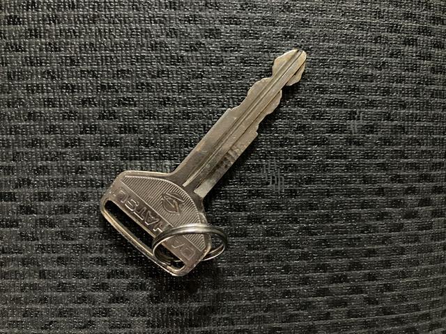 ハイゼットカーゴスペシャル／１年保証／純正ナビ／ＥＴＣ／Ｂｌｕｅｔｏｏｔｈ／１年間走行距離無制限保証／純正ナビ／ＥＴＣ／Ｂｌｕｅｔｏｏｔｈ／フルセグＴＶ／ＤＶＤ／エアコン／パワステ／アイドリングストップ／（大阪府）の中古車