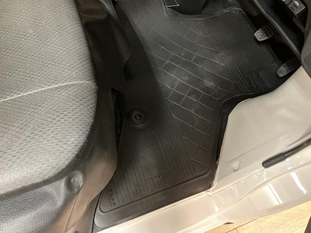 ハイゼットカーゴスペシャル／１年保証／純正ナビ／ＥＴＣ／Ｂｌｕｅｔｏｏｔｈ／１年間走行距離無制限保証／純正ナビ／ＥＴＣ／Ｂｌｕｅｔｏｏｔｈ／フルセグＴＶ／ＤＶＤ／エアコン／パワステ／アイドリングストップ／（大阪府）の中古車