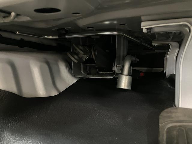 ハイゼットカーゴスペシャル／１年保証／純正ナビ／ＥＴＣ／Ｂｌｕｅｔｏｏｔｈ／１年間走行距離無制限保証／純正ナビ／ＥＴＣ／Ｂｌｕｅｔｏｏｔｈ／フルセグＴＶ／ＤＶＤ／エアコン／パワステ／アイドリングストップ／（大阪府）の中古車