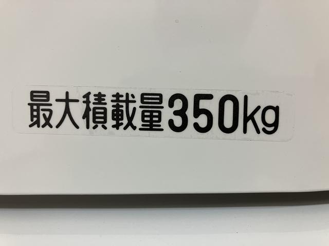 ハイゼットカーゴスペシャル／１年保証／純正ナビ／ＥＴＣ／Ｂｌｕｅｔｏｏｔｈ／１年間走行距離無制限保証／純正ナビ／ＥＴＣ／Ｂｌｕｅｔｏｏｔｈ／フルセグＴＶ／ＤＶＤ／エアコン／パワステ／アイドリングストップ／（大阪府）の中古車