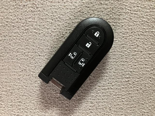 ムーヴキャンバスＧメイクアップリミテッド　ＳＡIII／ナビ／パノラマ／ＥＴＣ１年間走行距離無制限保証／衝突軽減ブレーキ／純正ナビ／パノラマモニター／ナビ連動ドラレコ／ＥＴＣ／両側電動スライドドア／シートヒーター／ＬＥＤヘッドライト・フォグ／Ｂｌｕｅｔｏｏｔｈ／フルセグＴＶ／（大阪府）の中古車